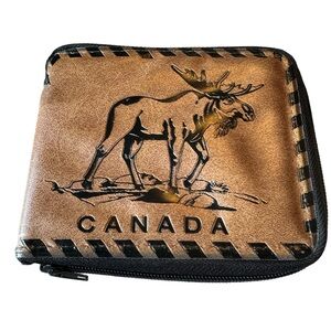 Vintage Moose Canada Vinyl Tan Men’s Zipper Wallet